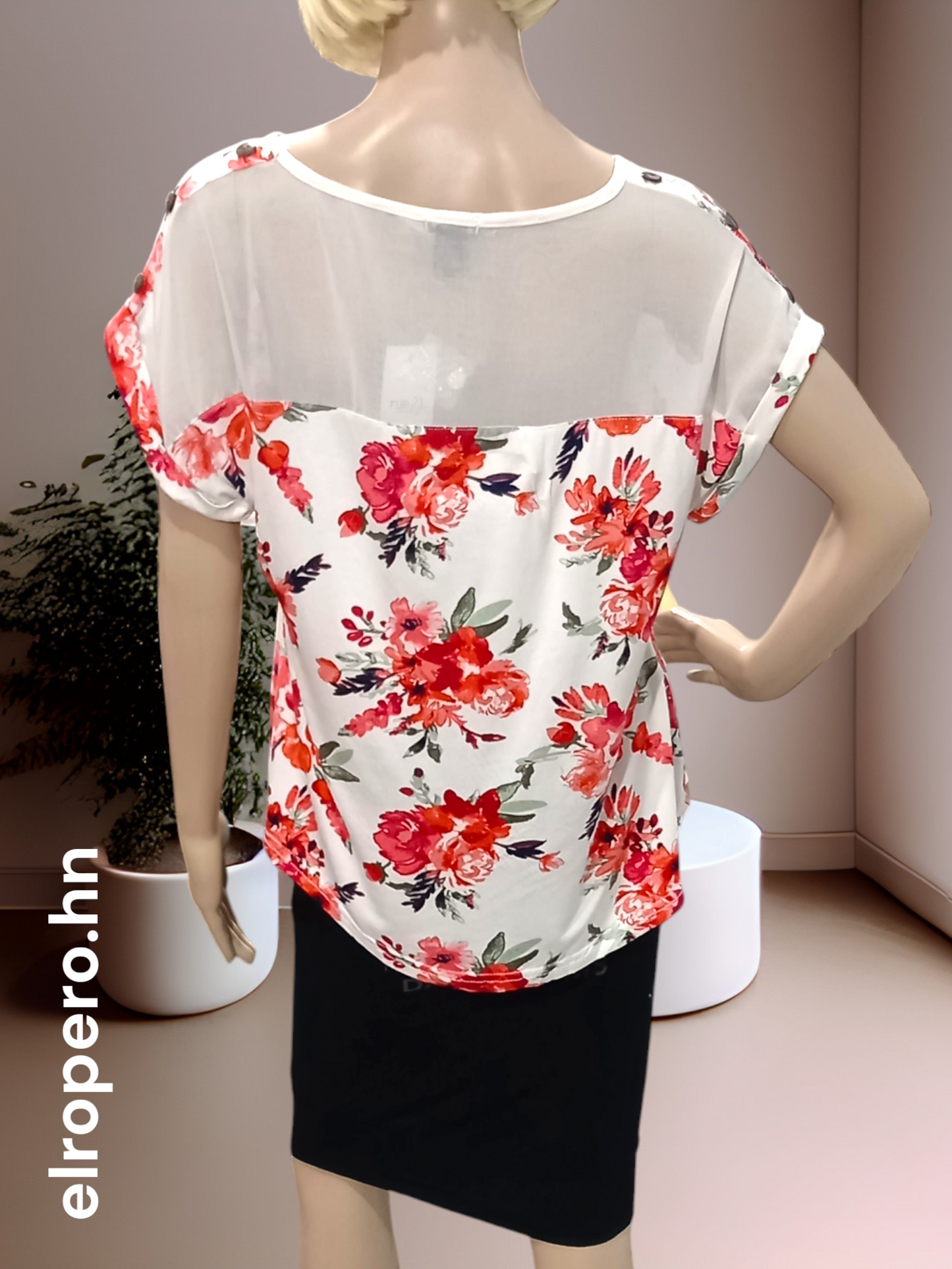 Blusa - RUE 21 - Talla M